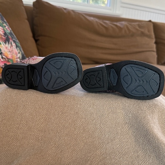 Old West Kids' Sparkly Pink and Brown Boots - Picture 3 of 7